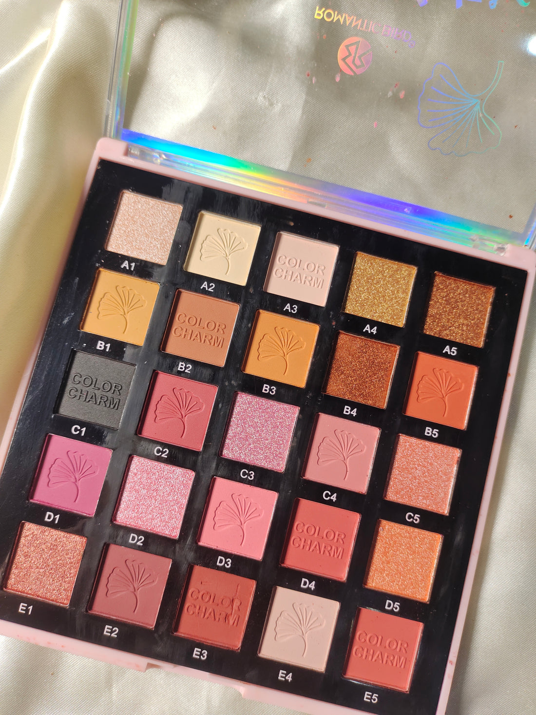 Romantic bird keep it natural eyeshadow palette