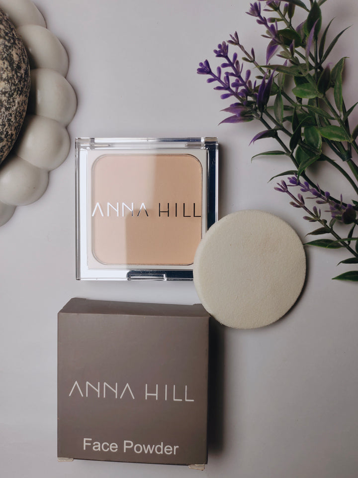 Anna hill cpmpact powder