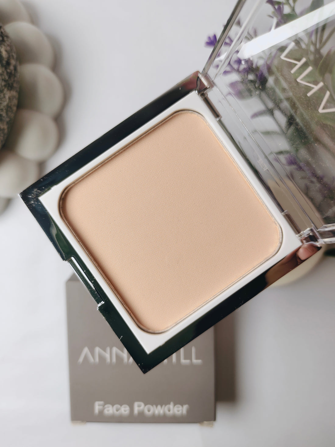 Anna hill cpmpact powder