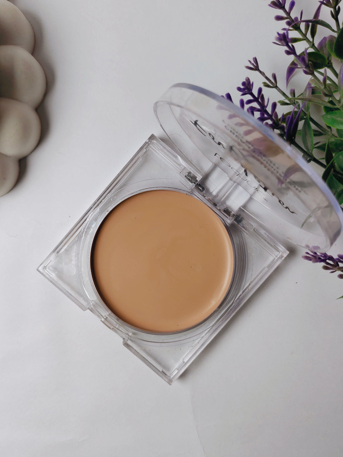 technic balm foundation(fawn shade)