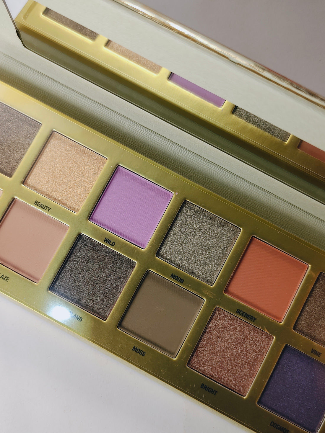 w7 moonglade eyeshadow pallete