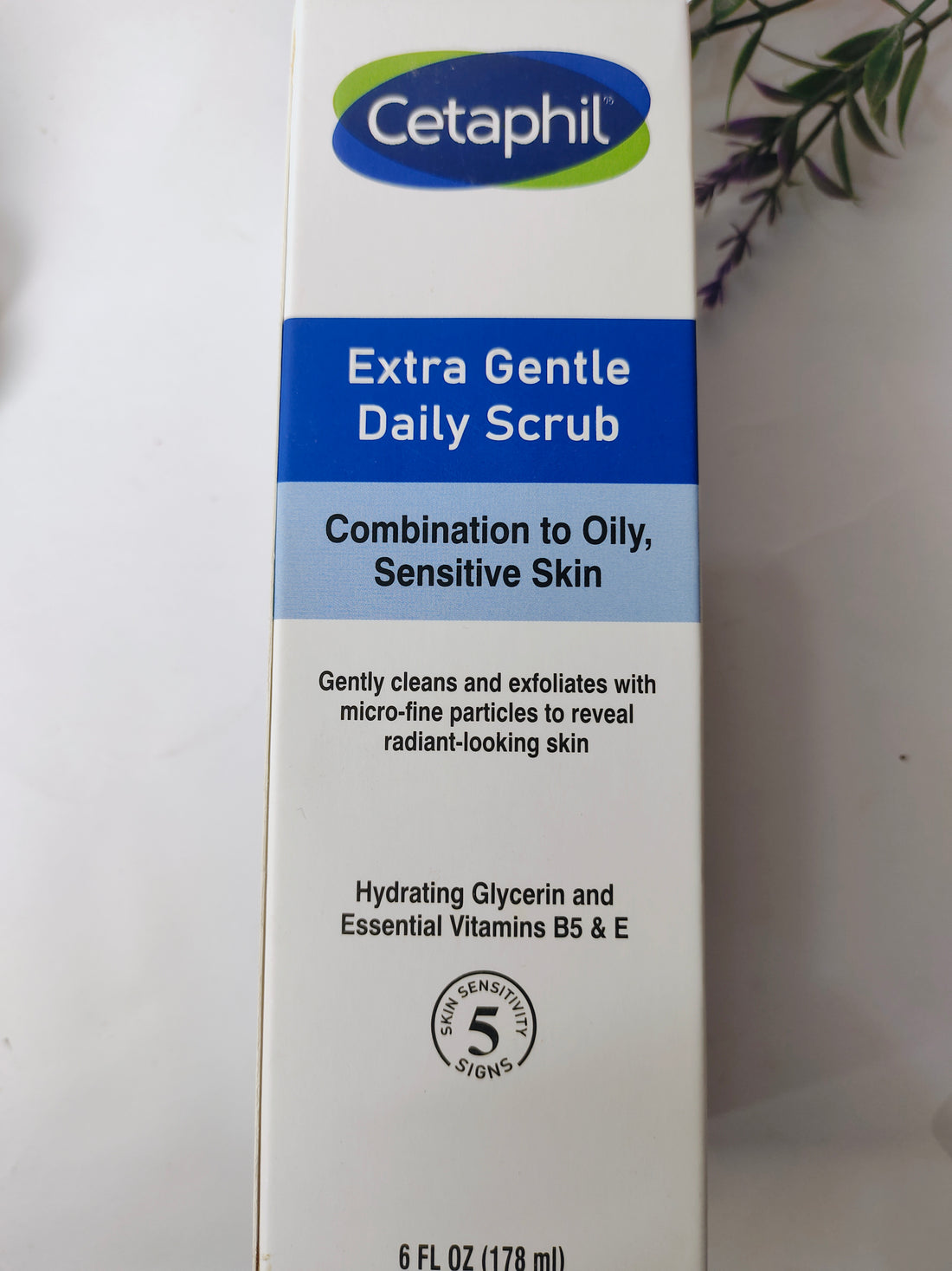 Cetaphil extra gentle daily scrub