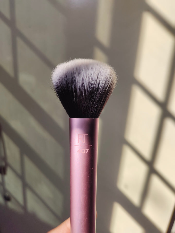 RT multi tasking brush