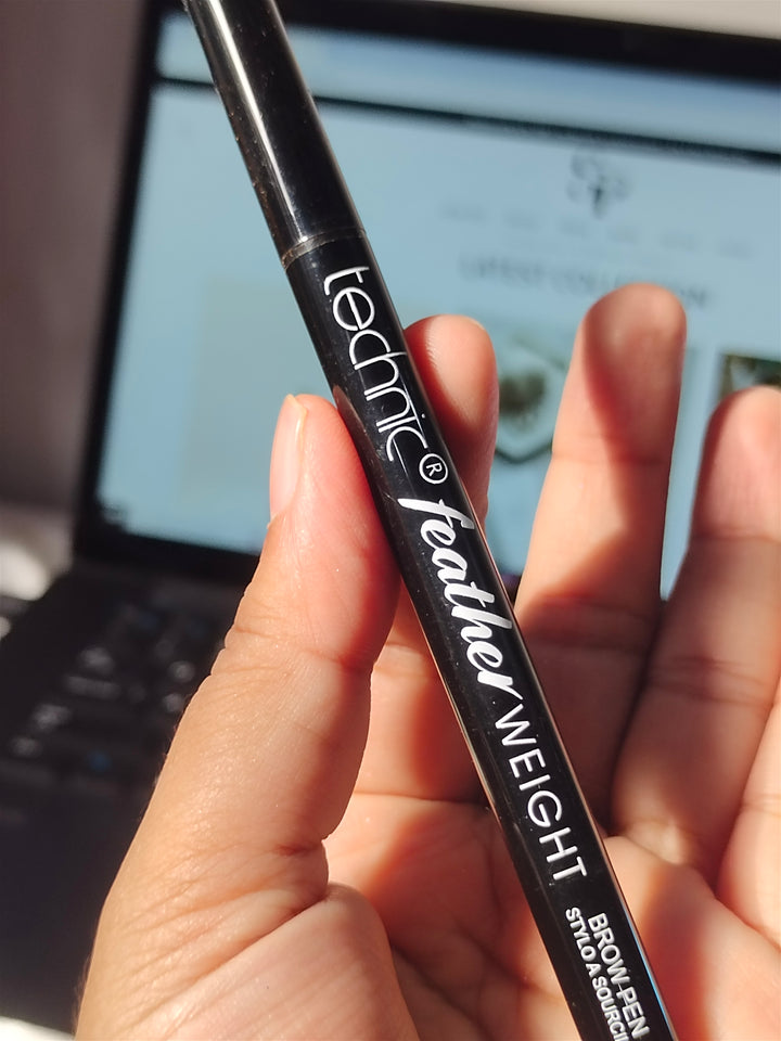Technic eyebrow pen dark brown