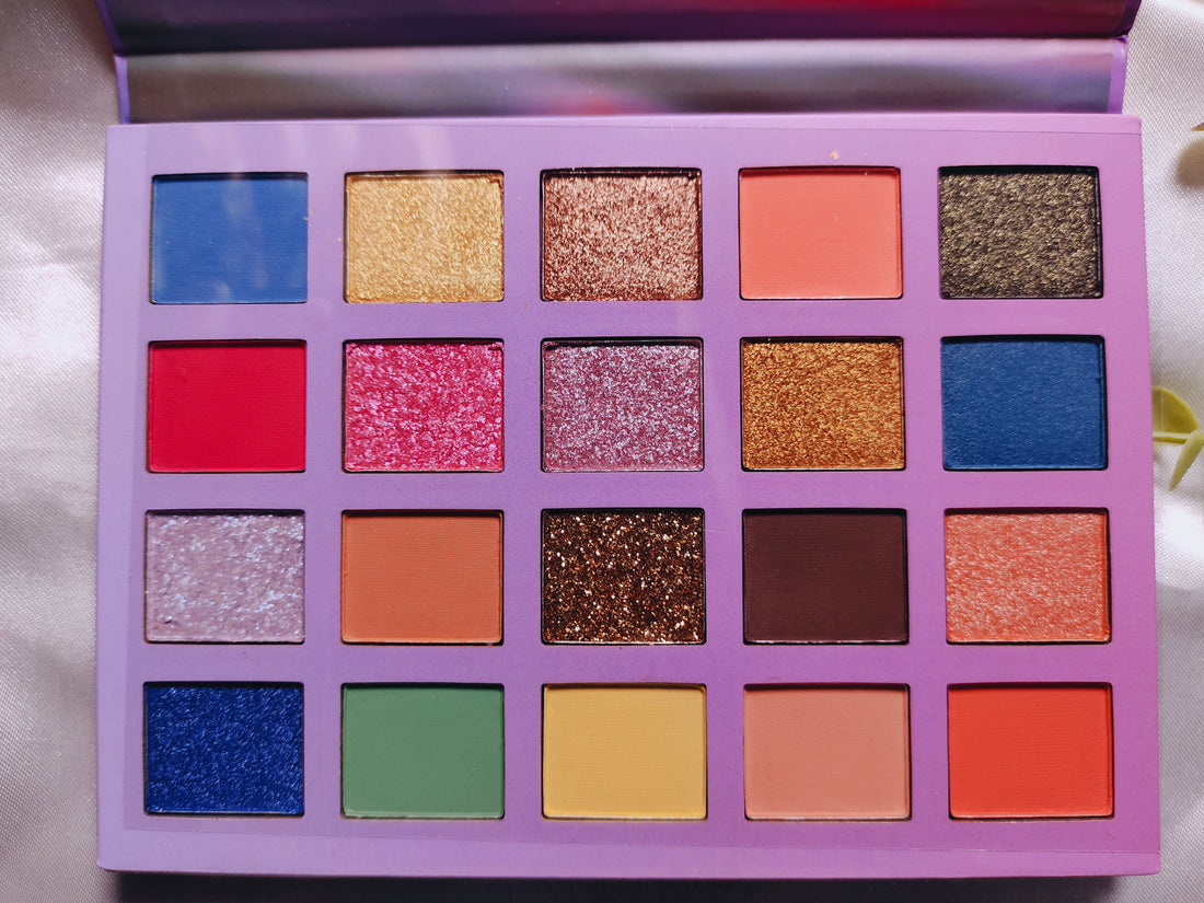 Sunrise Deliplus eyeshadow palette