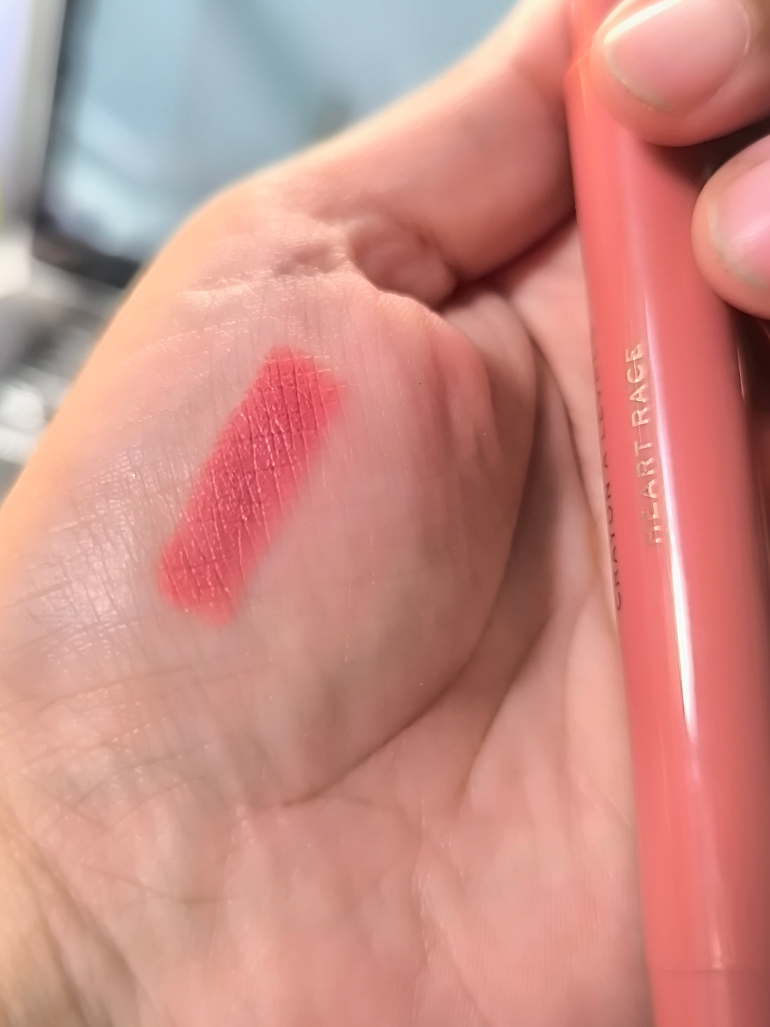 Revolution lip cryon shade heart race