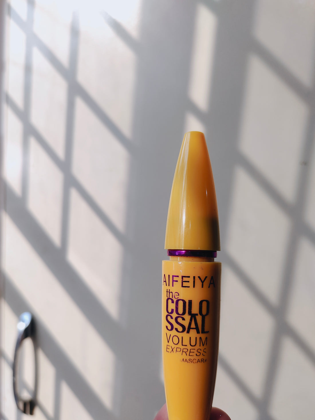 Aifeiya colosal mascara