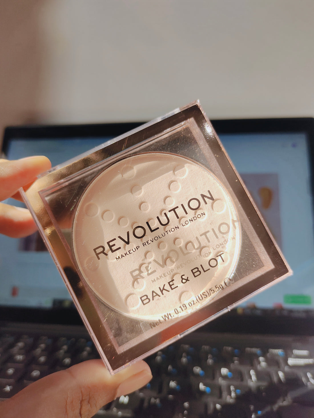 Revolution bake and blot compact