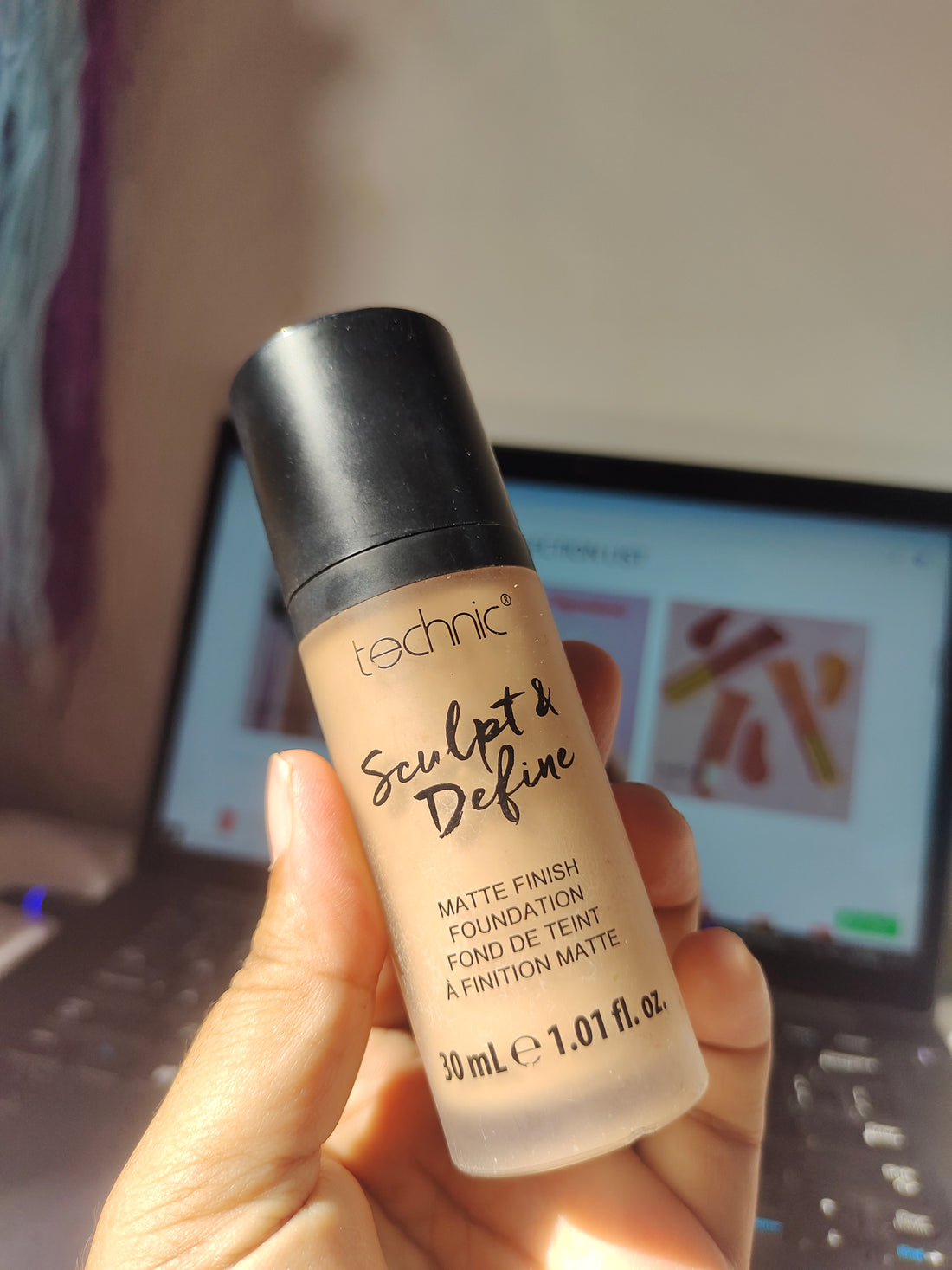 Technic sculpt and define foundation shade honey