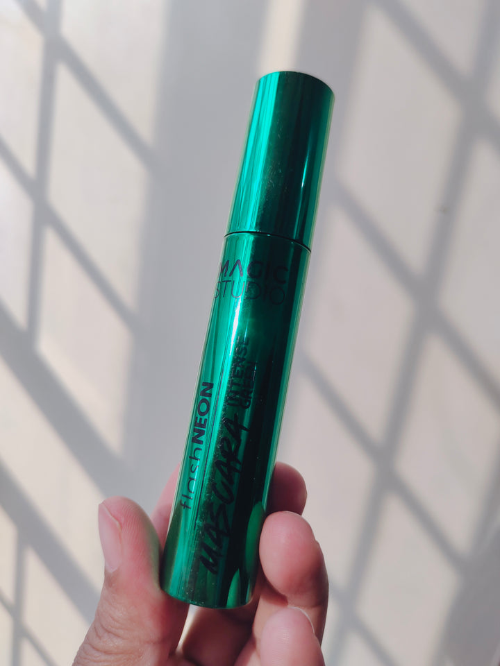 Magic studo neon mascara