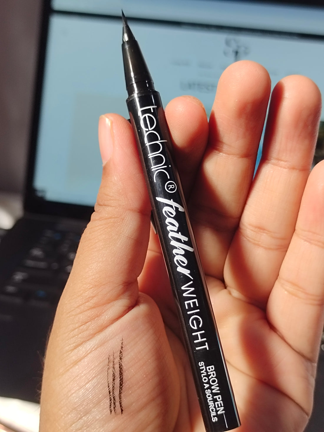 Technic eyebrow pen dark brown